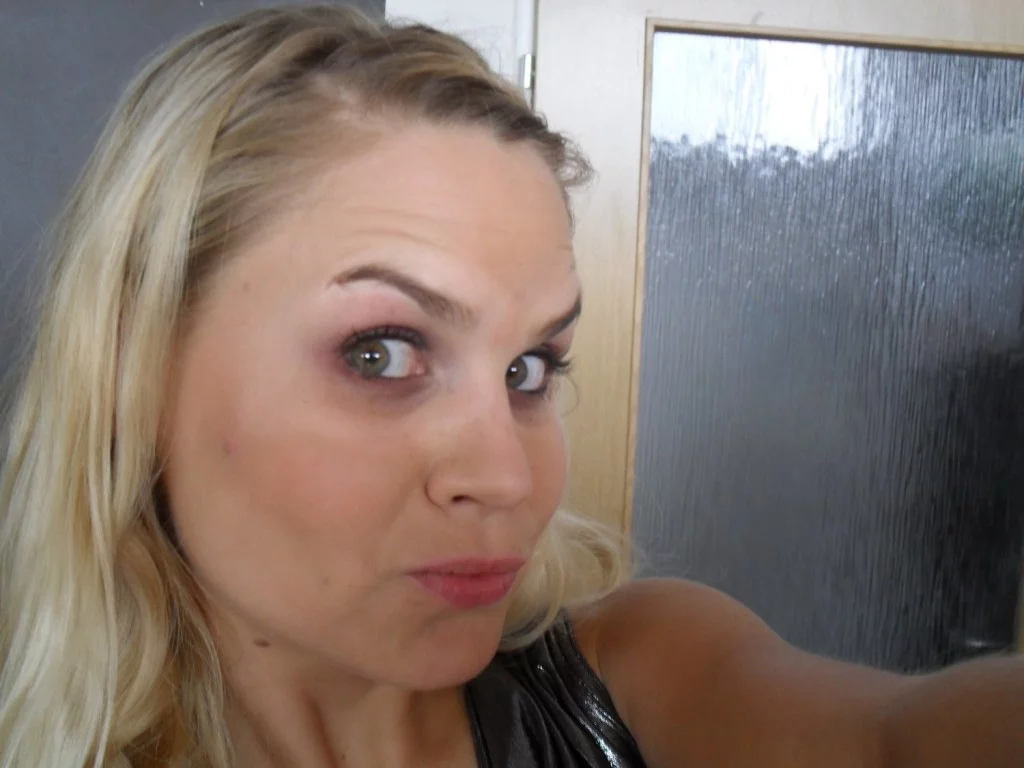 Verabreden und Spaß haben in Bremen oder der Umgebung Blonde Sie 29 Jahre will sich verabreden